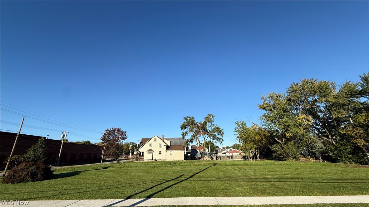 28 E Federal Street Niles OH 44446