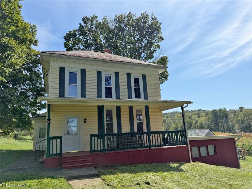 54 Parma Road NE Carrollton OH 44615