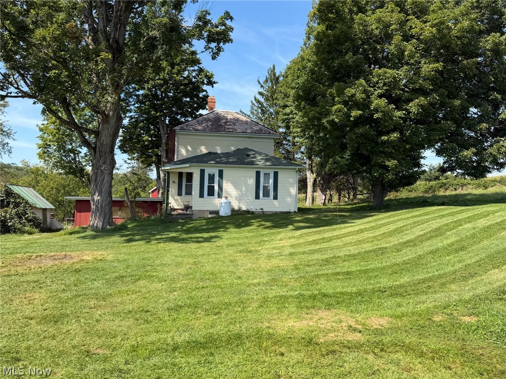 54 Parma Road NE Carrollton OH 44615