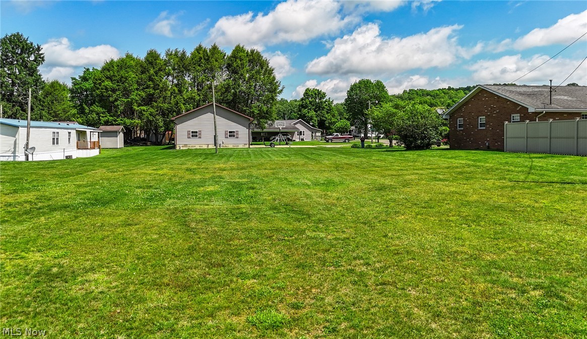 6 Gale Avenue Newport OH 45768