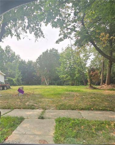 1474 Maplegrove Road South Euclid OH 44121