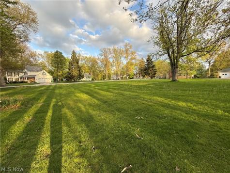 154 Tomahawk Drive Avon Lake OH 44012
