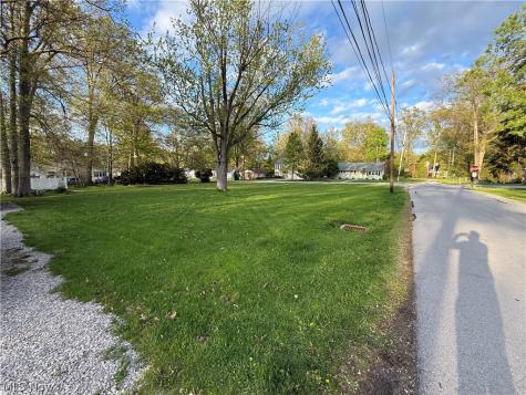 154 Tomahawk Drive Avon Lake OH 44012