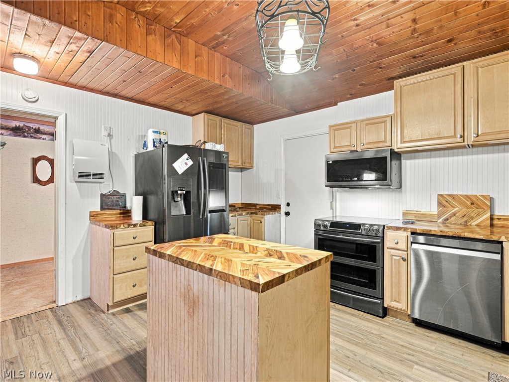 6167 County Road 14 Corning OH 43730