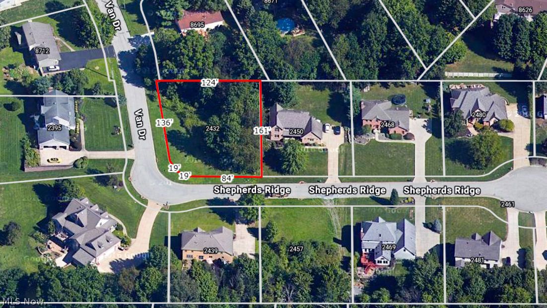 2432 Shepherds Ridge Poland OH 44514