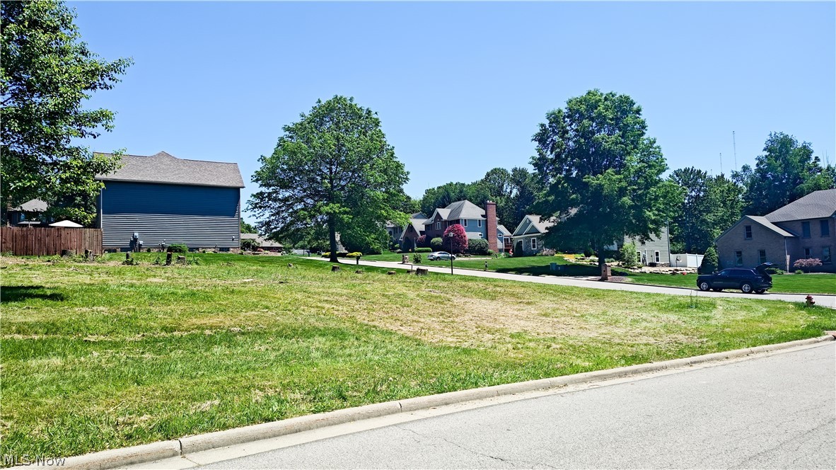 2432 Shepherds Ridge Poland OH 44514