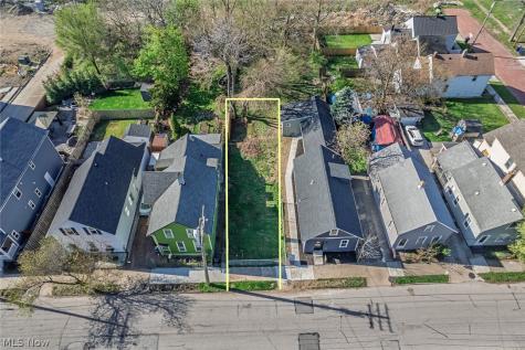 3629 Bailey Avenue Cleveland OH 44113