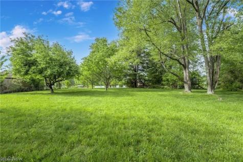 2607 Wise Road North Canton OH 44720