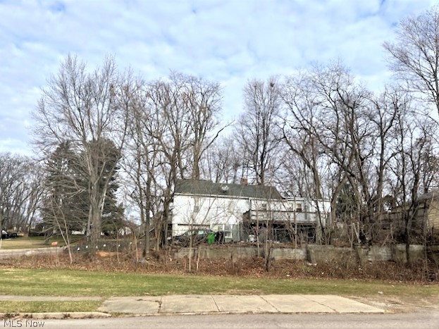 303 W State Street Barberton OH 44203