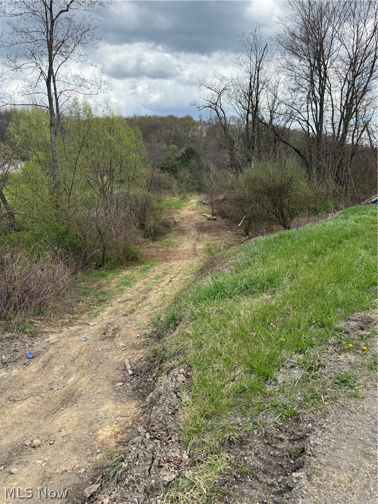2492 Irish Ridge Road East Liverpool OH 43920