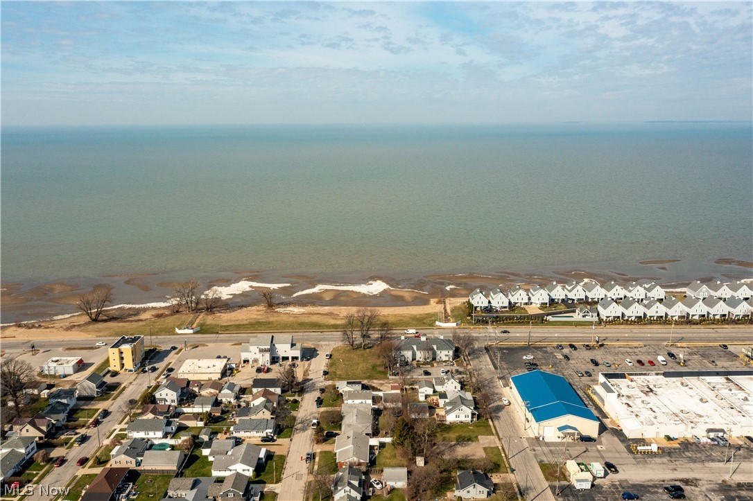 1506 E Perry Street Port Clinton OH 43452