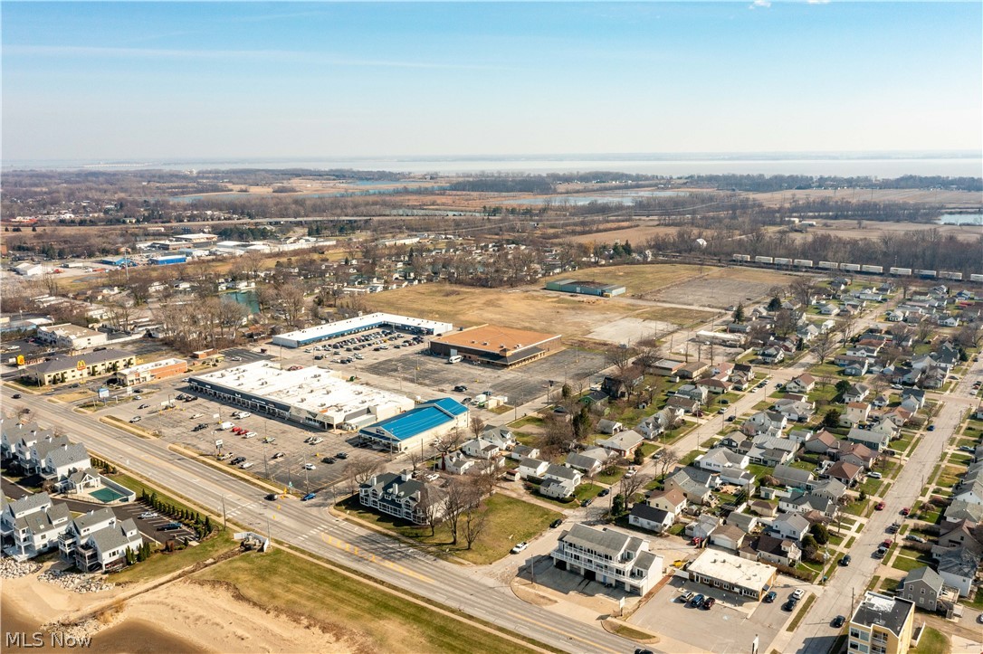 1506 E Perry Street Port Clinton OH 43452