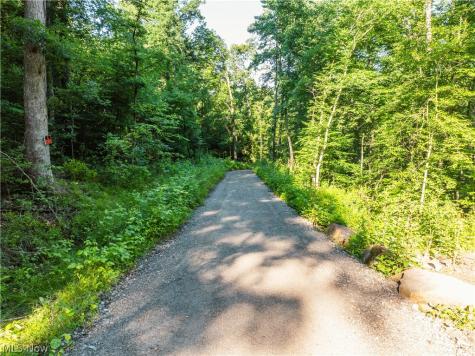 7413 Township Road 129 Millersburg OH 44654