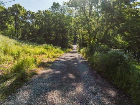 7413 Township Road 129 Millersburg OH 44654