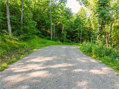 7413 Township Road 129 Millersburg OH 44654