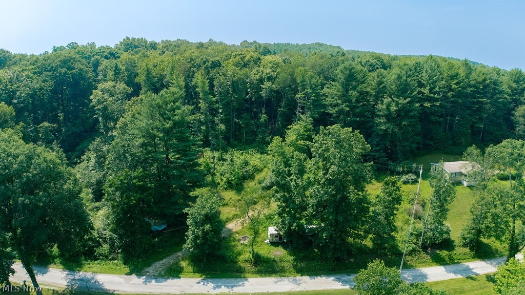 4156 Jade Road NW Carrollton OH 44615