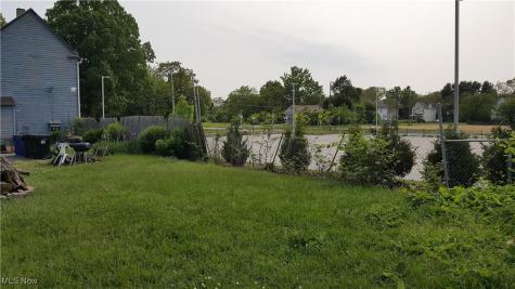 10511-10515 Frank Avenue Cleveland OH 44106