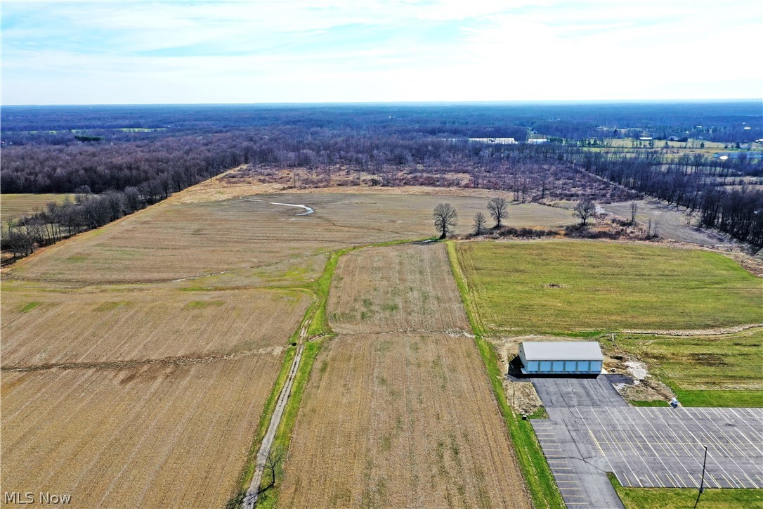 2506 State Route 534 Southington OH 44470