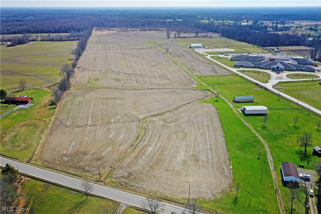2506 State Route 534 Southington OH 44470