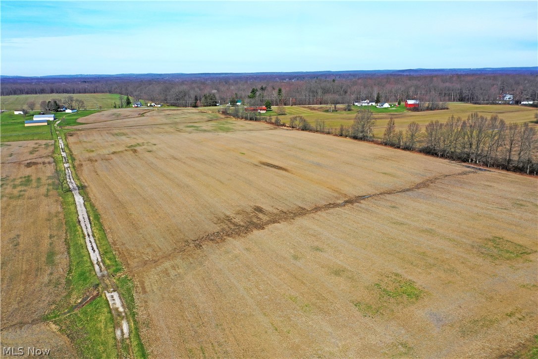 2506 State Route 534 Southington OH 44470