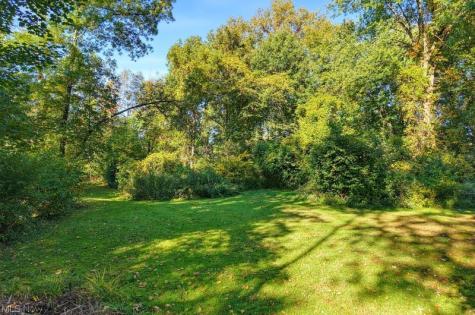 1283 Nesbitt Road Northfield OH 44067