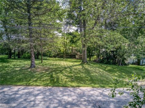 1921 Dwight Street Cuyahoga Falls OH 44221