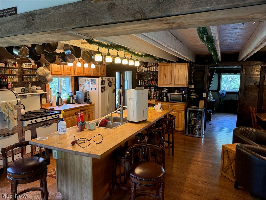 11811 Gaston Road Negley OH 44441
