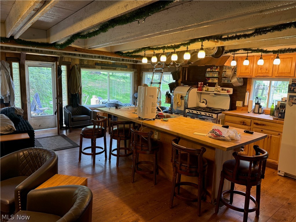 11811 Gaston Road Negley OH 44441