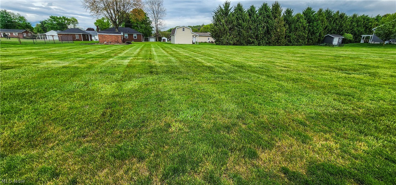 112 Hemlock Avenue Waynesburg OH 44688