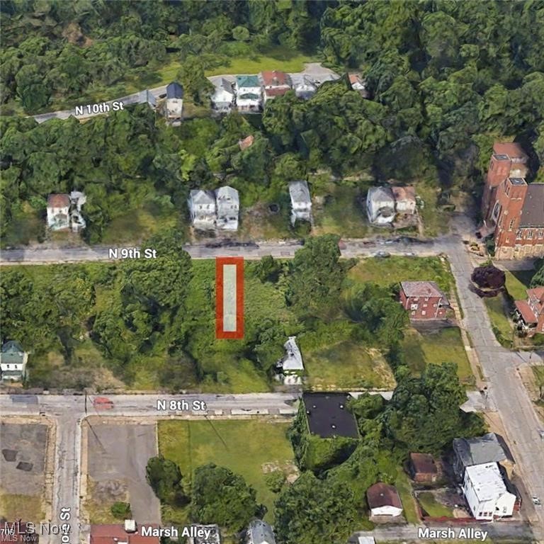 240 N 9th Street Steubenville OH 43952