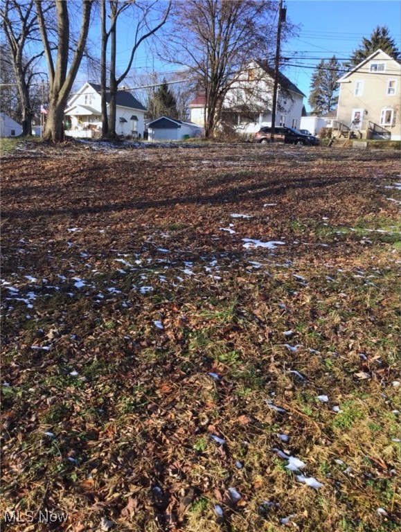 1076 Belleview Avenue Barberton OH 44203