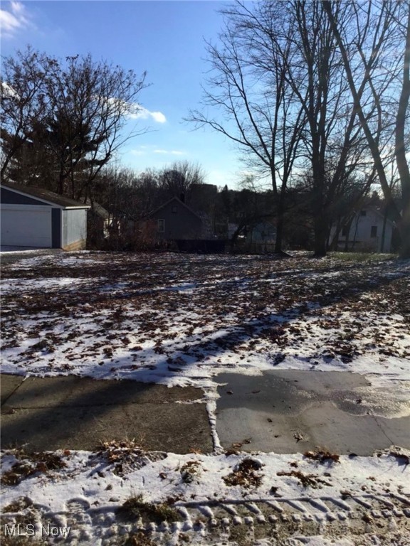 1076 Belleview Avenue Barberton OH 44203