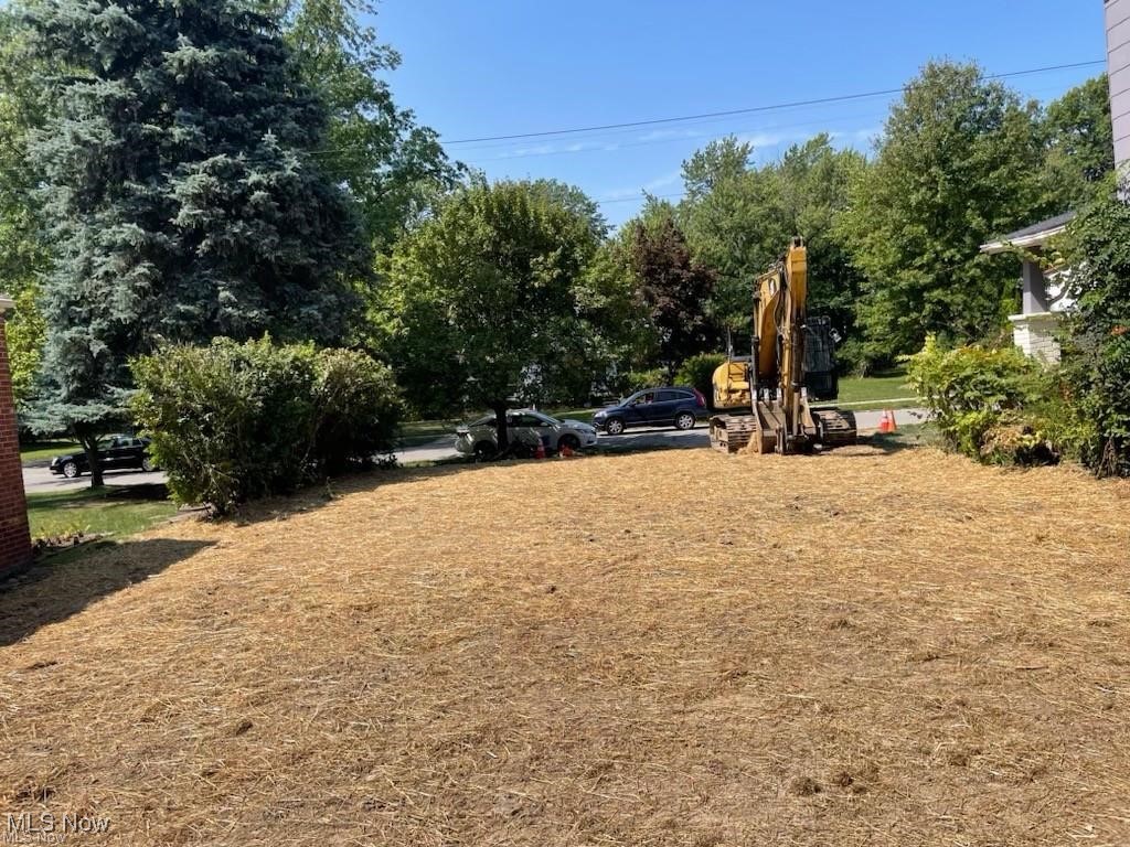 1005 Woodview Road Cleveland Heights OH 44121