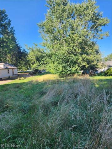 1496 Southeast Avenue Tallmadge OH 44278