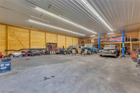 52 County Road 281 Sullivan OH 44880