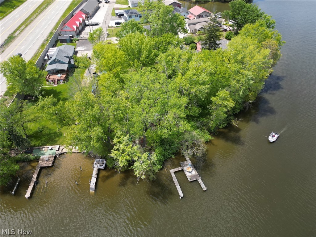 Vl Pine Drive Lake Milton OH 44429
