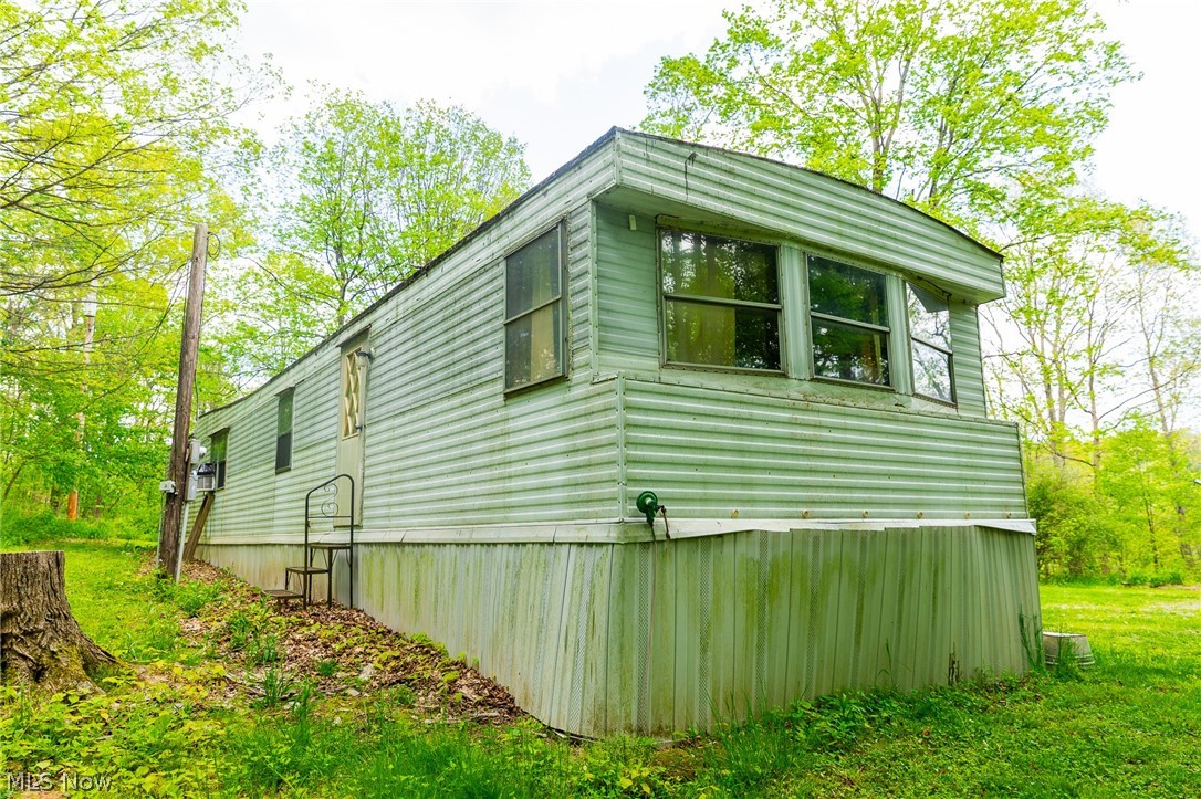 69800 Skull Fork Road Freeport OH 43973
