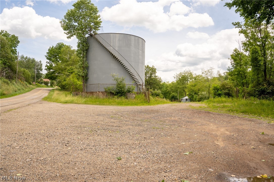 1157 Hope Road Mineral City OH 44656