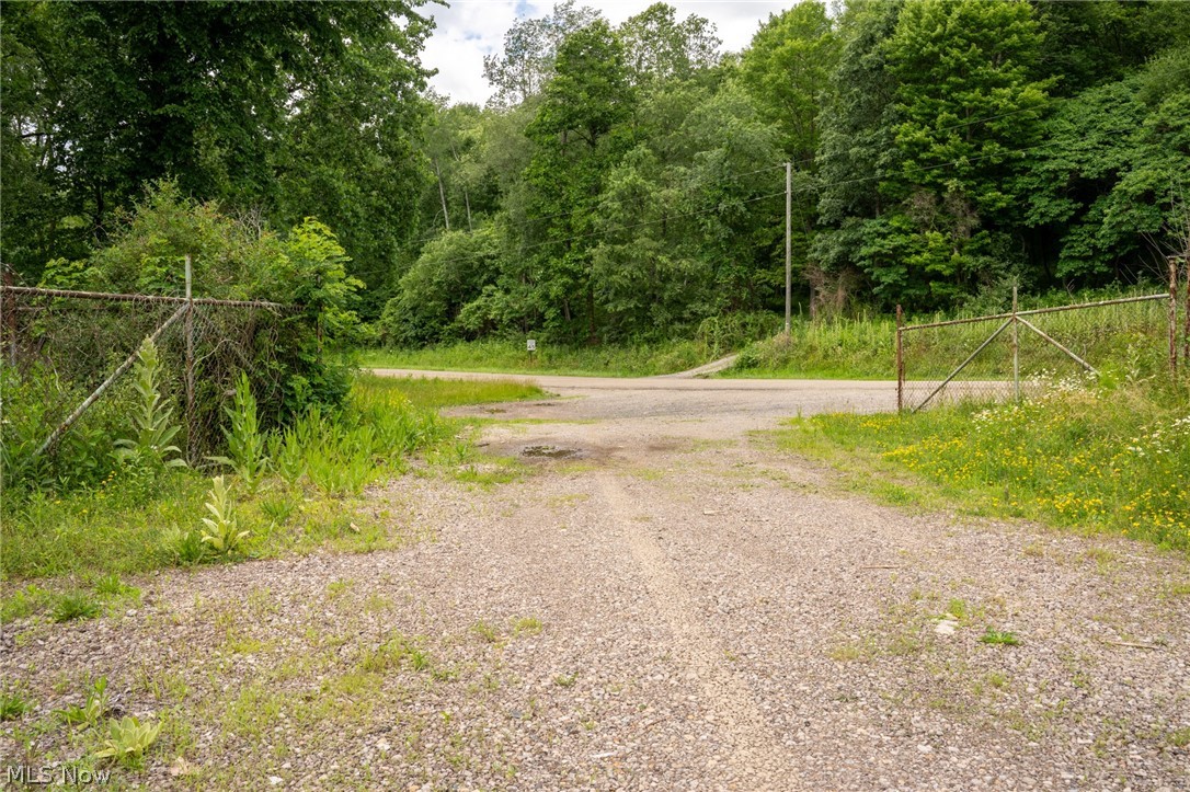 1157 Hope Road Mineral City OH 44656