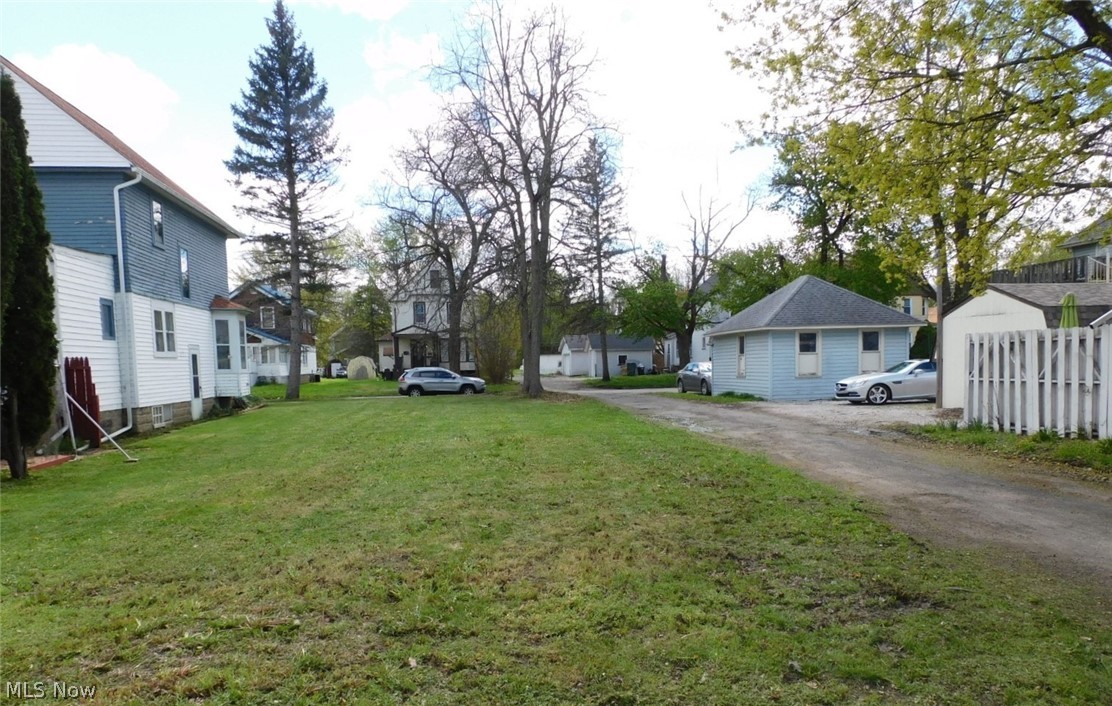 1601 E 47th Street Ashtabula OH 44004