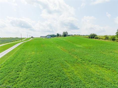 3657 E Moreland Road Fredericksburg OH 44627