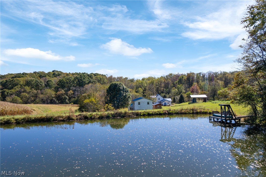 6031 Raindrop Road SE Amsterdam OH 43903