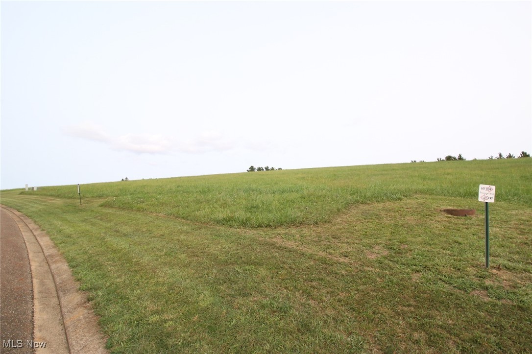 5255 Stonegate Drive Zanesville OH 43701