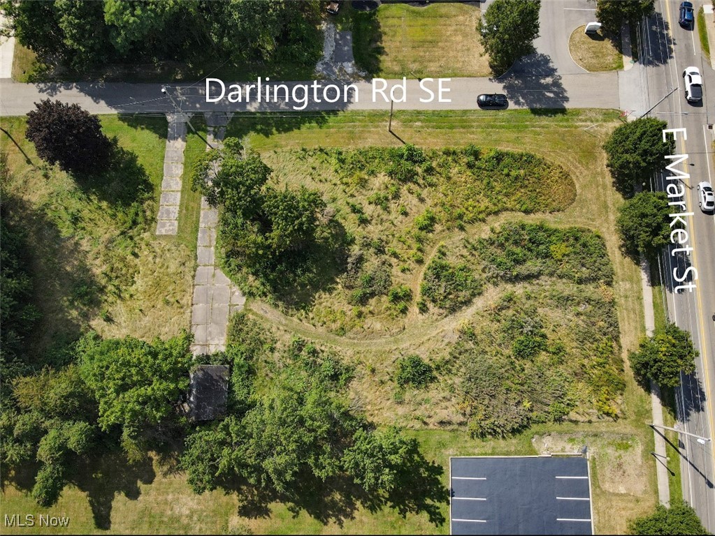 8530 Market Warren OH 44484