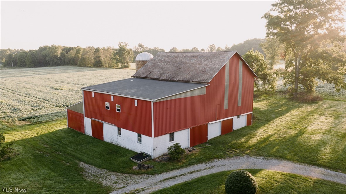 6604 W Middletown Road Canfield OH 44406