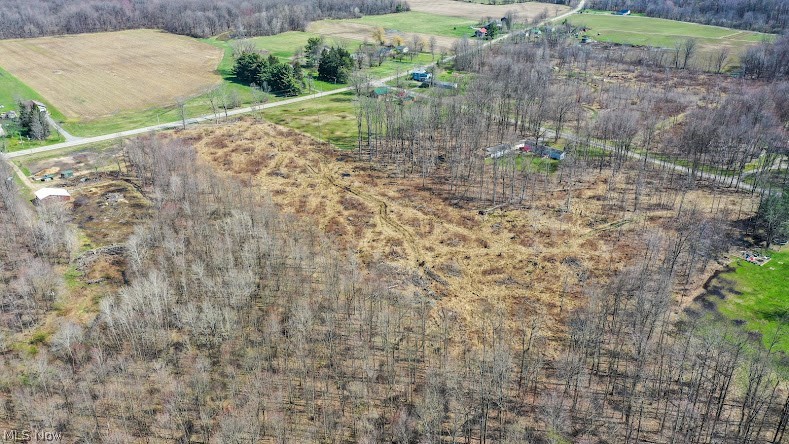 Ville 09-101705 Warren Meadville Kinsman OH 44428