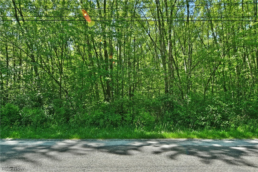 Airport Road NW Warren OH 44481