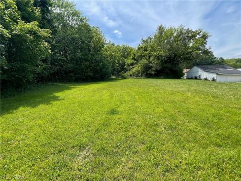 V/l Massillon Road Akron OH 44312