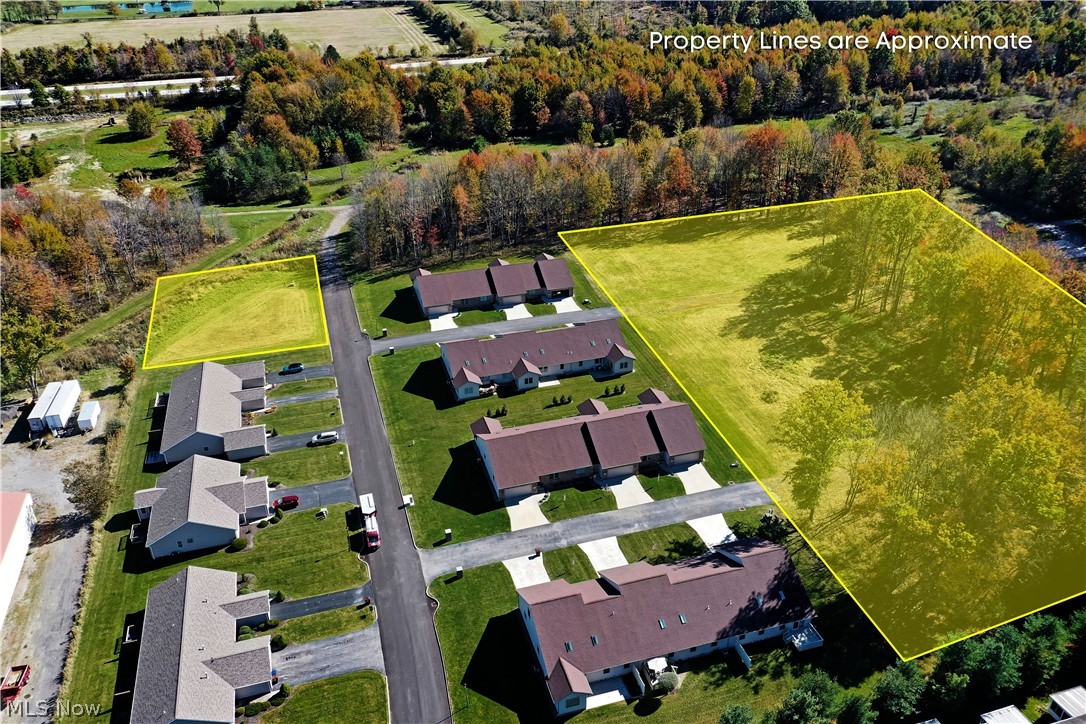 10 Bayview Circle Cortland OH 44410