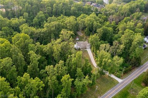 389 Bentleyville Road Moreland Hills OH 44022